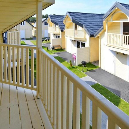 Holiday Resort, ウストロニエ・モルスキエ エクステリア 写真