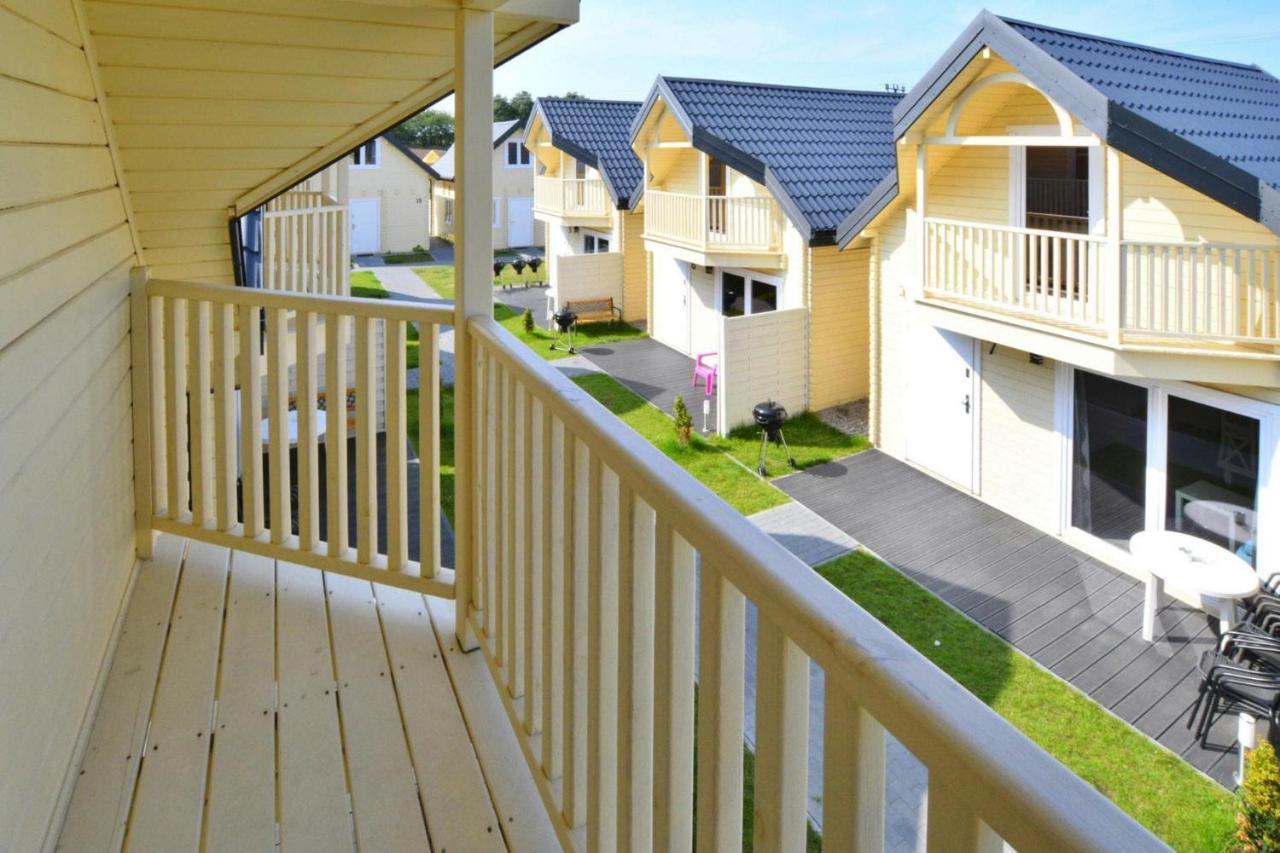 Holiday Resort, ウストロニエ・モルスキエ エクステリア 写真