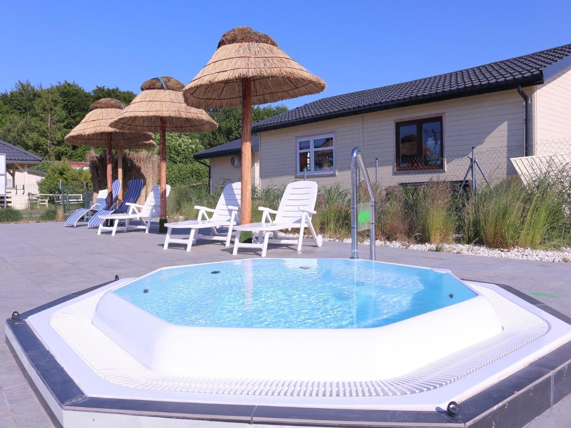 Holiday Resort, ウストロニエ・モルスキエ エクステリア 写真